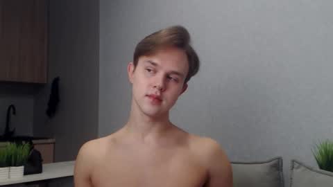 Angel online show from November 10, 2025, 8:57 am