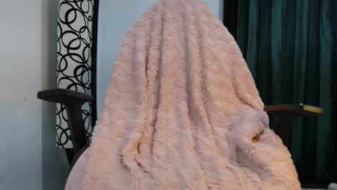 ivanna online show from December 16, 2025, 4:50 am