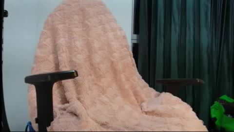 ivanna online show from February 5, 2026, 4:50 am