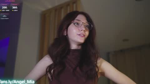 Nikki online show from March 6, 2026, 8:33 am