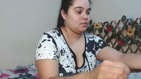 angelsexhotlatin online show from January 12, 2026, 3:39 pm