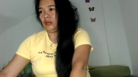 rebeca online show from August 4, 2026, 3:21 am