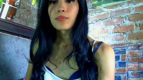 angelss666 online show from April 6, 2026, 9:27 pm