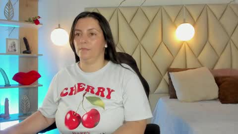 ANGIE online show from June 1, 2026, 2:08 pm