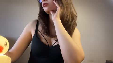 Lisa online show from October 15, 2025, 2:50 pm