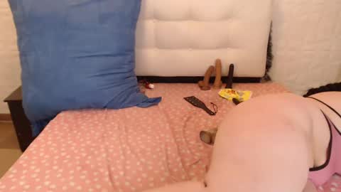 Angie online show from December 16, 2024, 1:21 am