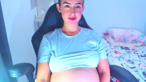 Snapshot of angie_dreamgirl chatting on January 27, 2025, 9:44 pm IG angie dreamgirl01 online show from January 27, 2025, 9:44 pm