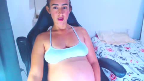 Snapshot of angie_dreamgirl chatting on January 30, 2025, 3:08 pm IG angie dreamgirl01 online show from January 30, 2025, 3:08 pm