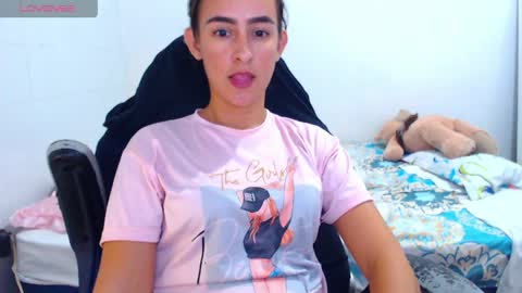 IG angie dreamgirl01 online show from April 20, 2026, 2:36 am