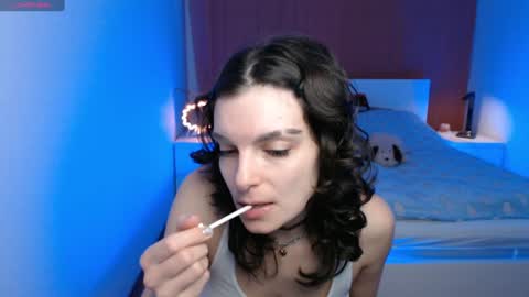 Snapshot of angie_faee chatting on December 17, 2024, 7:26 pm angie_faee online show from December 17, 2024, 7:26 pm