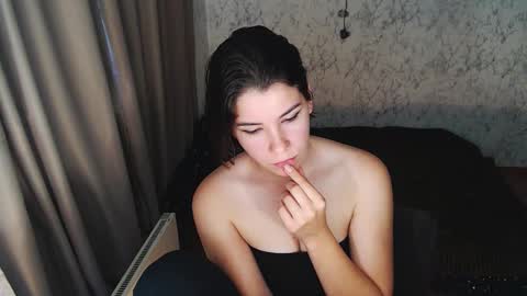 Snapshot of angie_lorri chatting on September 11, 2025, 12:16 pm Angie Lorri online show from September 11, 2025, 12:16 pm