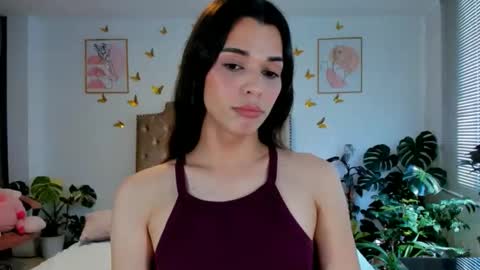 Anabella online show from April 28, 2026, 7:52 pm