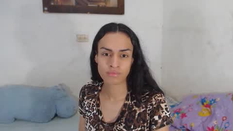 ints marianaroldan945 online show from January 16, 2026, 10:08 am