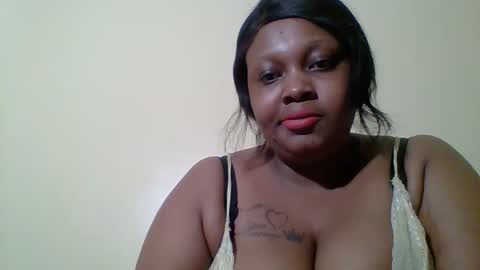 Angie online show from October 31, 2025, 9:38 pm