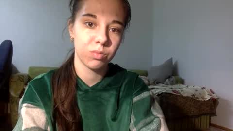 Angel Cute online show from April 15, 2026, 9:15 pm