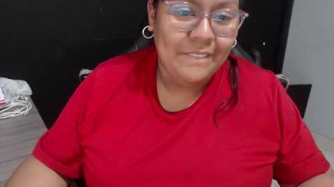 Snapshot of angy_ro12 chatting on March 2, 2025, 7:43 am angy online show from March 2, 2025, 7:43 am
