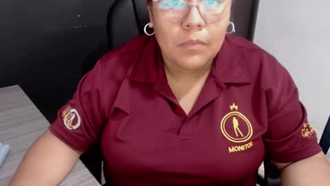 Snapshot of angy_ro12 chatting on September 23, 2025, 9:51 pm angy online show from September 23, 2025, 9:51 pm