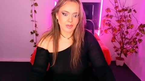 Snapshot of anielafox chatting on November 15, 2025, 7:16 am Aniela online show from November 15, 2025, 7:16 am