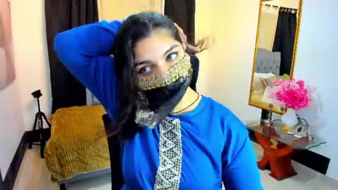 Anissa online show from July 7, 2026, 12:31 pm