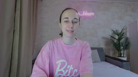 Snapshot of anikabloom chatting on January 18, 2025, 12:13 am anikabloom online show from January 18, 2025, 12:13 am