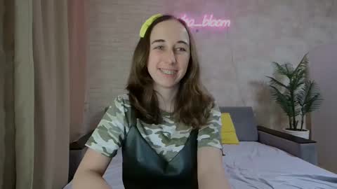 Snapshot of anikabloom chatting on January 31, 2025, 11:24 pm anikabloom online show from January 31, 2025, 11:24 pm