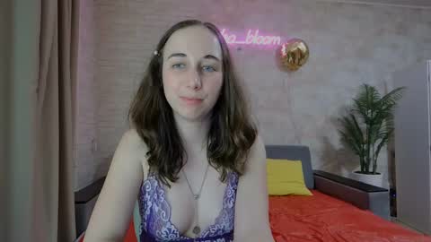 Snapshot of anikabloom chatting on February 22, 2025, 12:38 am anikabloom online show from February 22, 2025, 12:38 am