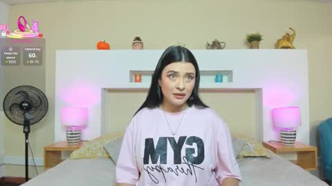 Anika Romano online show from December 15, 2025, 11:25 am