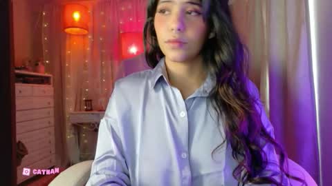 Anisahade online show from October 22, 2025, 4:29 pm