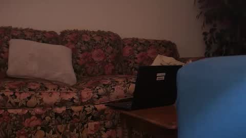 AnishnaabeNympho69 online show from April 17, 2026, 4:59 am