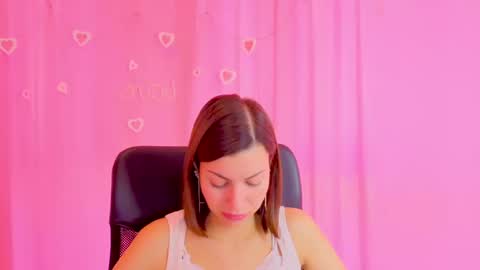 Anni online show from March 5, 2026, 6:42 am