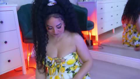 anissia teaser online show from December 19, 2025, 6:09 am