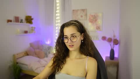 Anita Grey online show from October 19, 2025, 6:41 pm