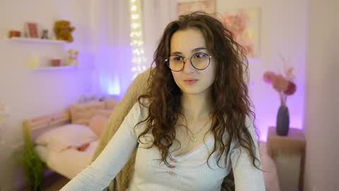 Anita Grey online show from December 22, 2025, 7:33 pm