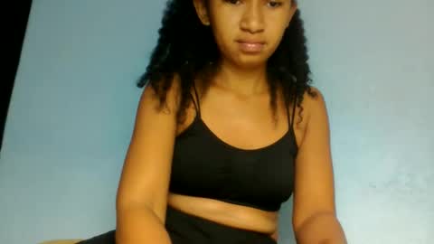 Snapshot of anitaazzh chatting on June 8, 2026, 6:25 am anitaazzh online show from June 8, 2026, 6:25 am