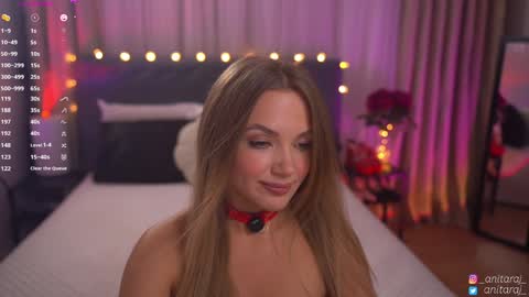 Im Anita thumb up me please its important online show from September 8, 2025, 10:09 pm