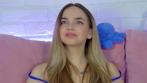 AnitaVenture online show from November 26, 2025, 4:13 am