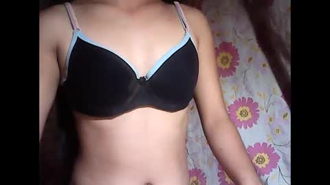 aniyahmii online show from March 14, 2026, 11:32 pm