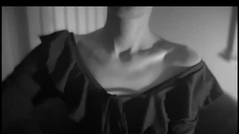 Anje online show from October 12, 2025, 8:35 am