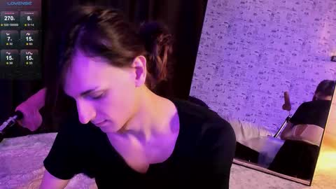 Angel online show from November 13, 2025, 7:02 pm