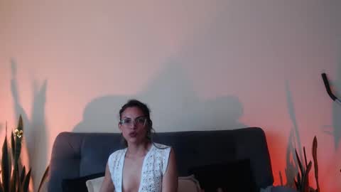 Snapshot of anmaadler chatting on January 11, 2025, 4:36 pm Anma Adler online show from January 11, 2025, 4:36 pm