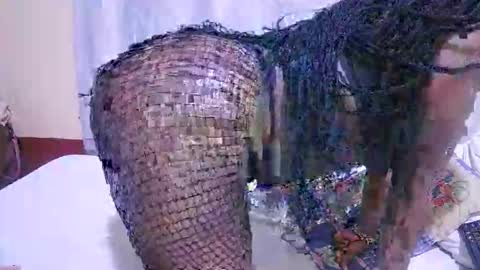 ann_keller online show from December 20, 2025, 9:00 pm