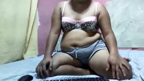 Snapshot of ann_rose2025 chatting on October 20, 2025, 10:38 am ann_rose2025 online show from October 20, 2025, 10:38 am