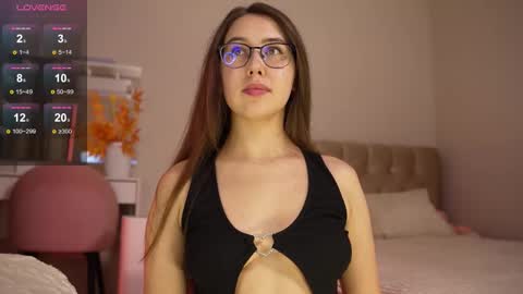 ann_space online show from November 17, 2025, 5:19 pm