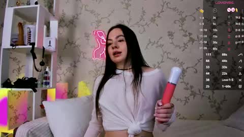 Anna online show from October 10, 2025, 2:27 pm