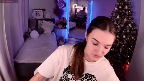 ann_woood online show from February 28, 2026, 8:26 am