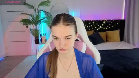 ann_woood online show from August 7, 2026, 2:19 pm