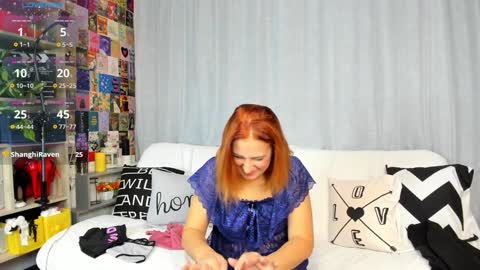 Snapshot of anna127moon chatting on December 3, 2024, 2:47 am Anna online show from December 3, 2024, 2:47 am
