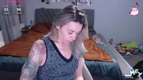 Snapshot of anna_ana chatting on October 29, 2025, 7:04 pm Anadirectgirl online show from October 29, 2025, 7:04 pm