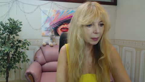 Anna Ditrih online show from February 4, 2025, 12:55 pm