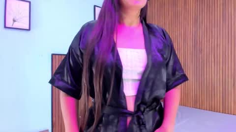 anna_eyes_ online show from October 22, 2025, 12:27 pm